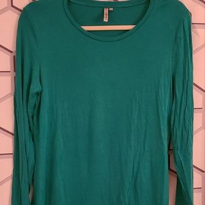 Banana Republic jade green long sleeved t-shirt size small